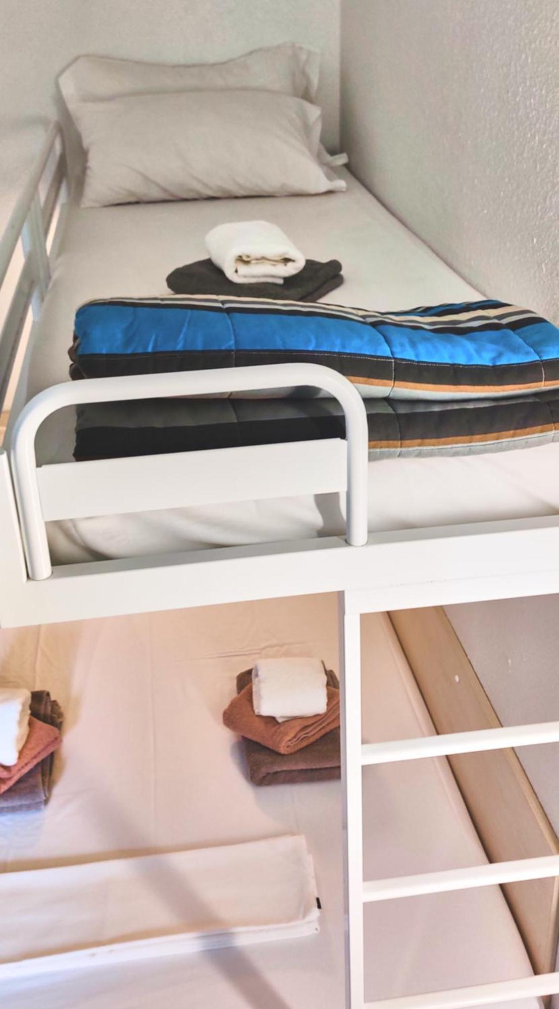 Hotel La Voile Bleue La Richardais Habitación foto