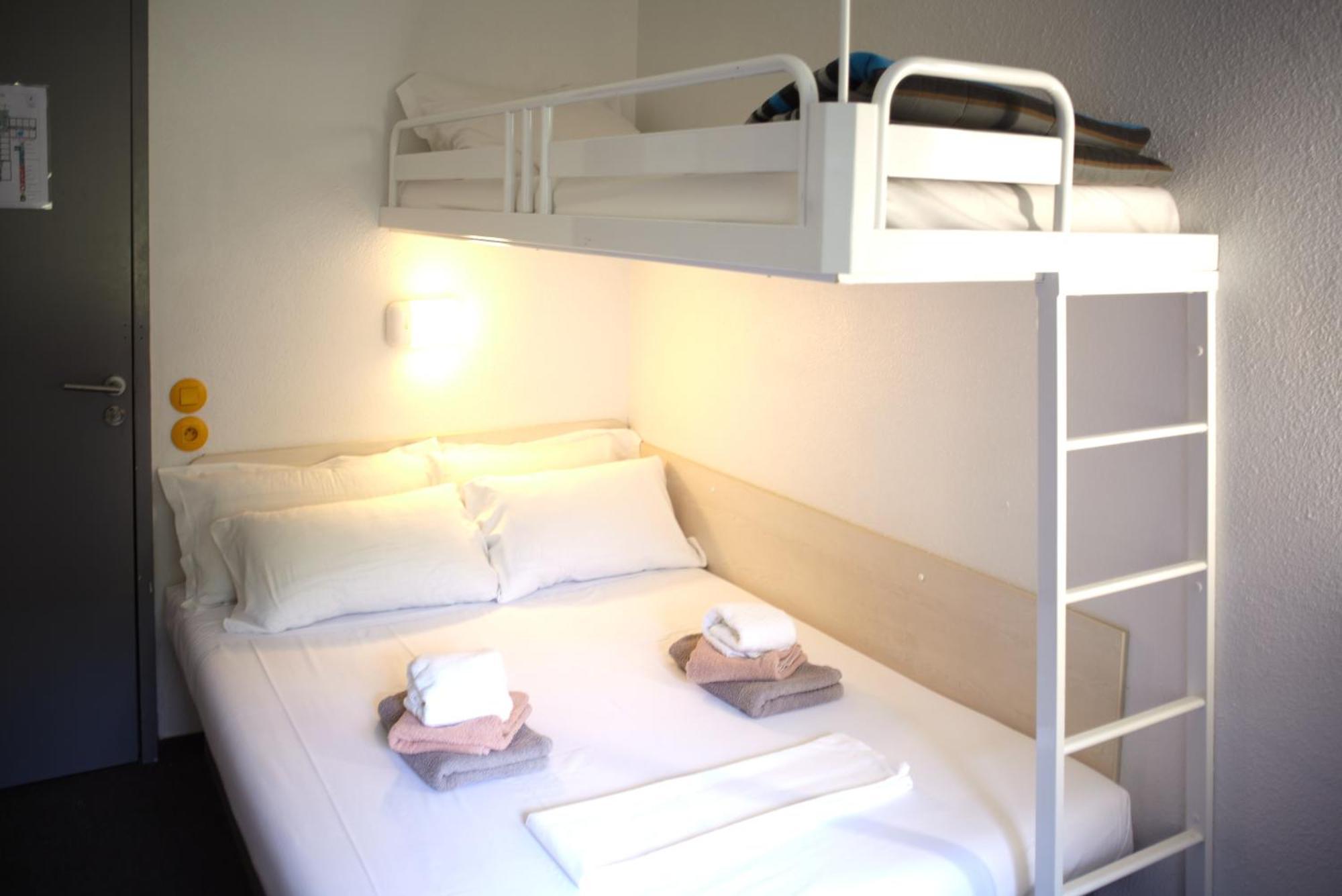 Hotel La Voile Bleue La Richardais Habitación foto